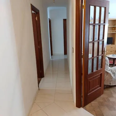 Amplio Piso Reformado Appartamento *