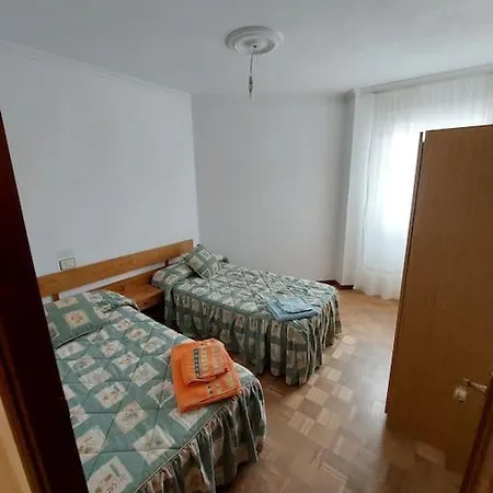 Amplio Piso Reformado * San Pedro de Viveiro