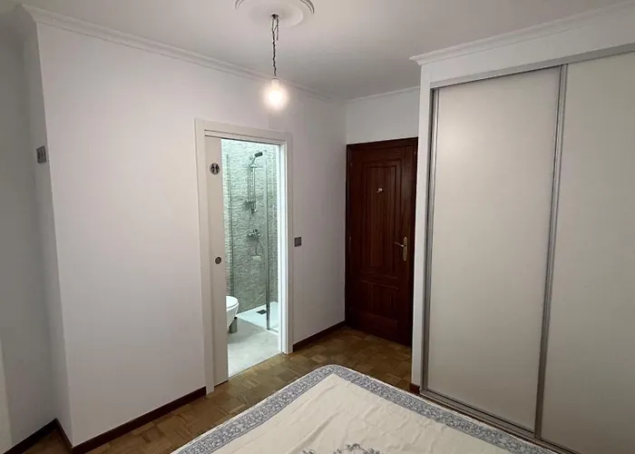 Amplio Piso Reformado San Pedro de Viveiro